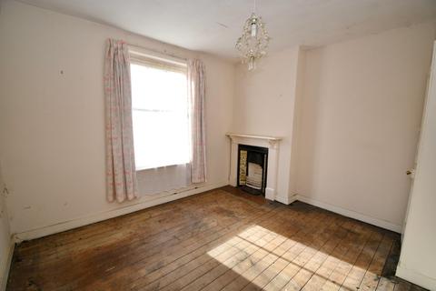 94 Kings Road, Godalming, GU7 3ES
