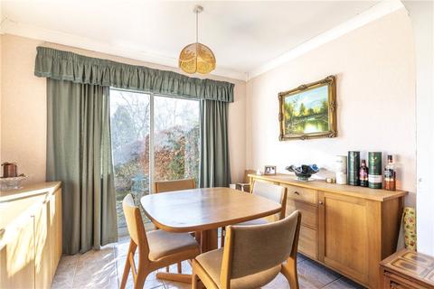 44 Broomfield, Adel, Leeds, LS16 6AF
