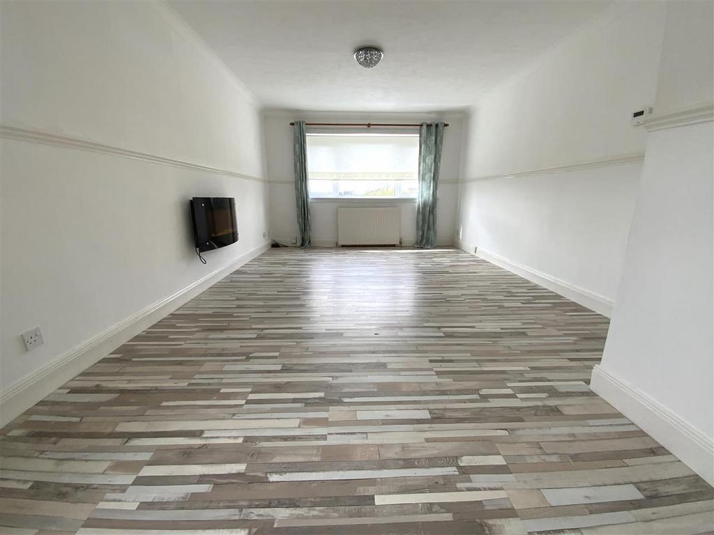Lavender Drive, Greenhills, East Kilbride 2 bed apartment to rent £
