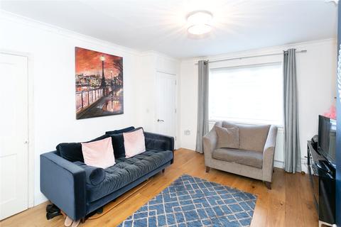 32 Windmill Street, Bushey Heath, Bushey, WD23 1NB