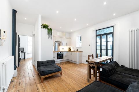 Flat 1, 13 Station Road, Epping, CM16 4HG