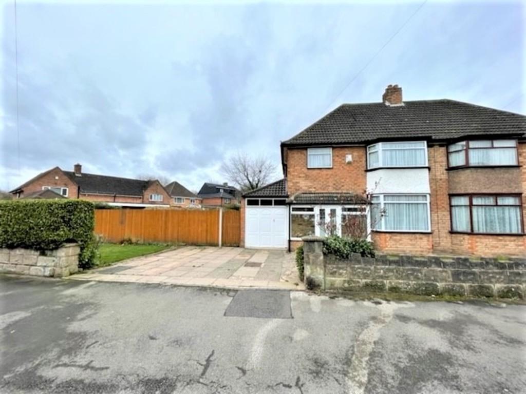 Ringmere Ave, Castle Bromwich, Birmingham 3 bed semidetached house £