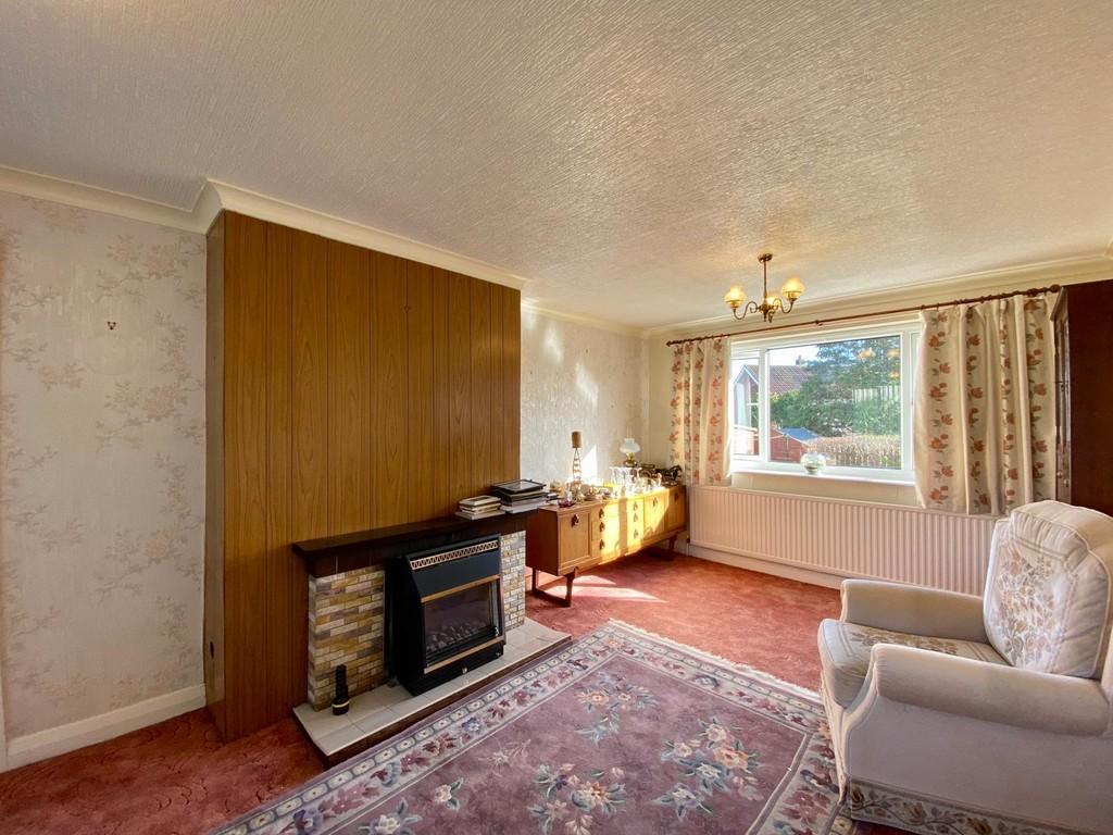 Eastway, Eastfield, Scarborough 3 bed terraced house £135,000