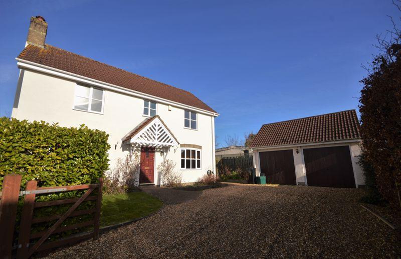 Spacious Family Home, tucked away position Hinton Blewett 4 bed