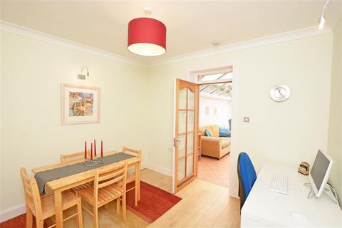 20 Drumby Crescent, Clarkston, Glasgow, G76 7HJ