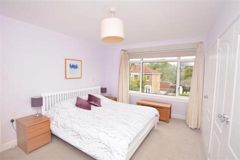 20 Drumby Crescent, Clarkston, Glasgow, G76 7HJ
