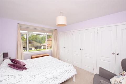 20 Drumby Crescent, Clarkston, Glasgow, G76 7HJ