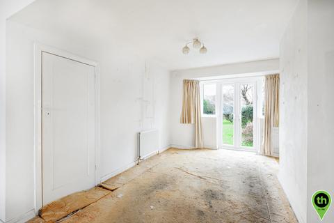 42 Aldridge Avenue, Edgware, HA8 8TA