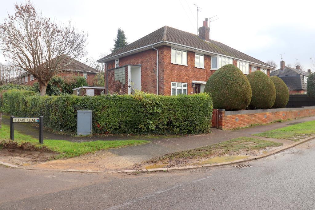 Eighth Avenue, Sundon Park, Luton, Bedfordshire, LU3 3DP 2 bed