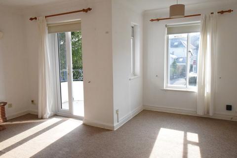 2 bedroom flat to rent, Surrey Road, Bournemouth