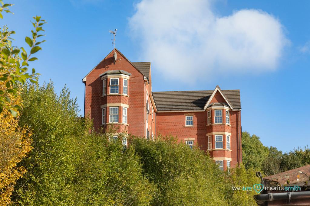 City View Holywell Heights, Wincobank, S4 8AG Viewing Advised 2 bed apartment £115,000