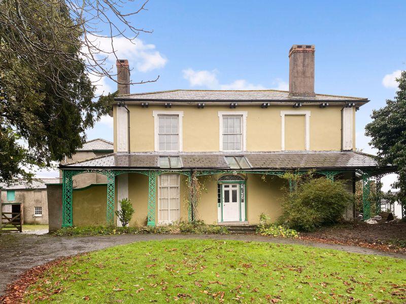 Nympton, South Molton 7 bed detached house £600,000