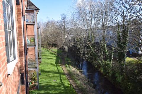 2 bedroom apartment for sale, Beside the Wey Stream, The Lamports - Near Alton Station
