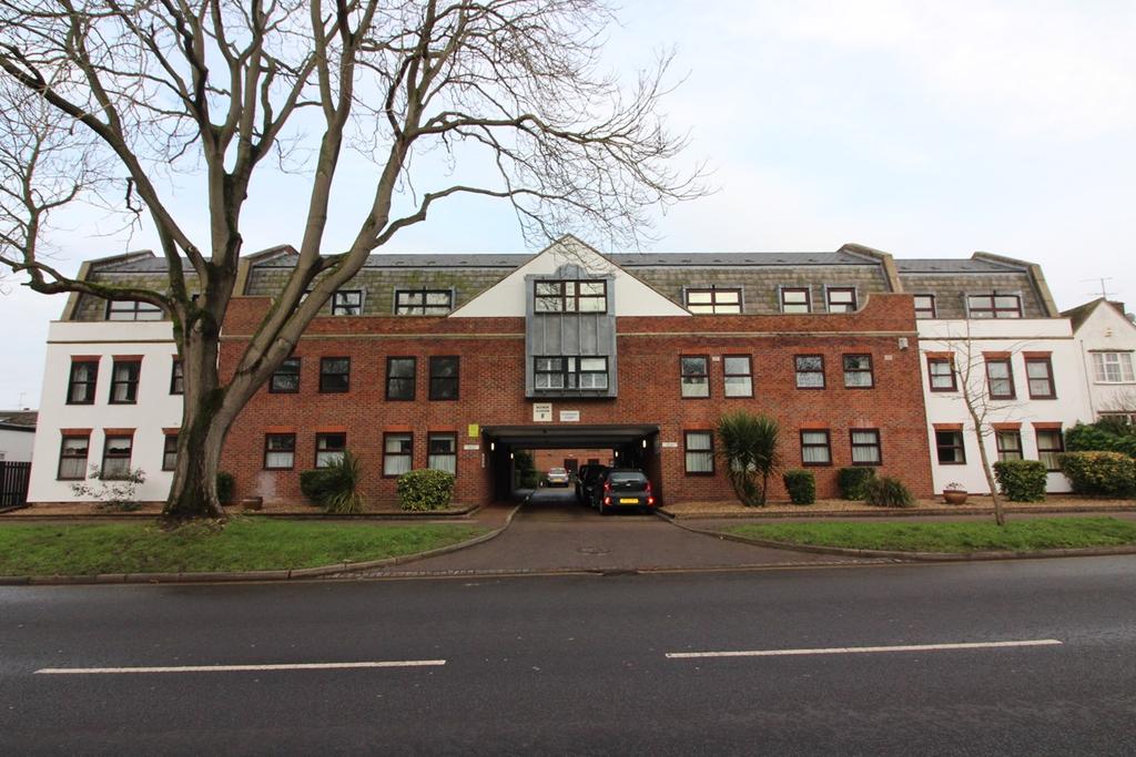 High Street, Baldock, Herts, SG7 1 bed retirement property £115,000