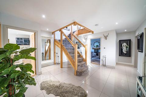 163 Tuddenham Road, Ipswich, IP4 2TF