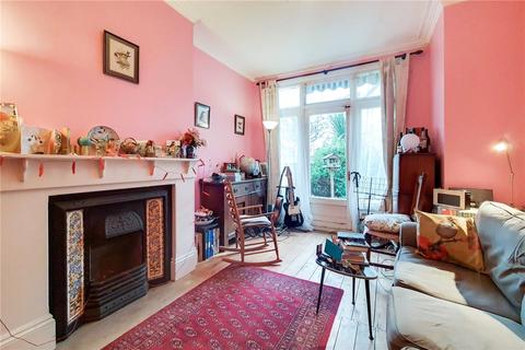 2 The Gardens, London, N8 7PL