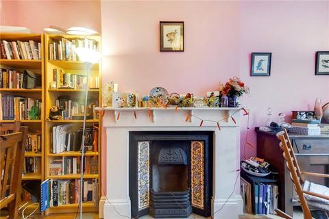 2 The Gardens, London, N8 7PL