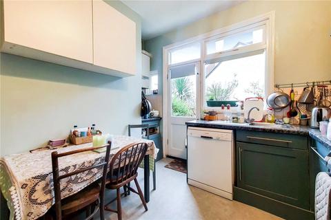 2 The Gardens, London, N8 7PL