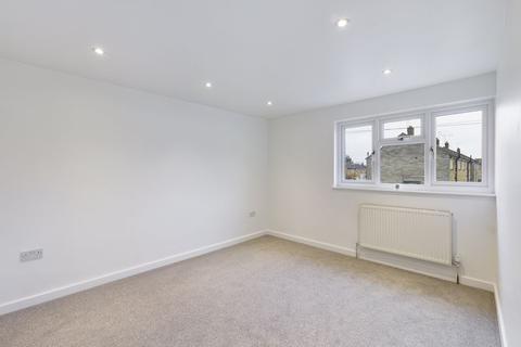 65 Martin Road, Aveley, South Ockendon, RM15 4TS