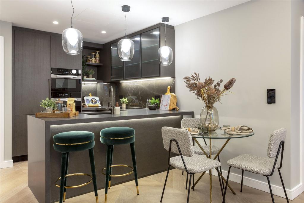 Apartment 7