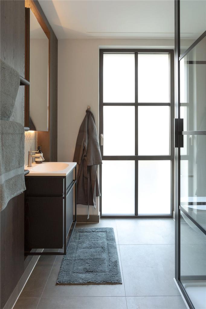 Apartment 7