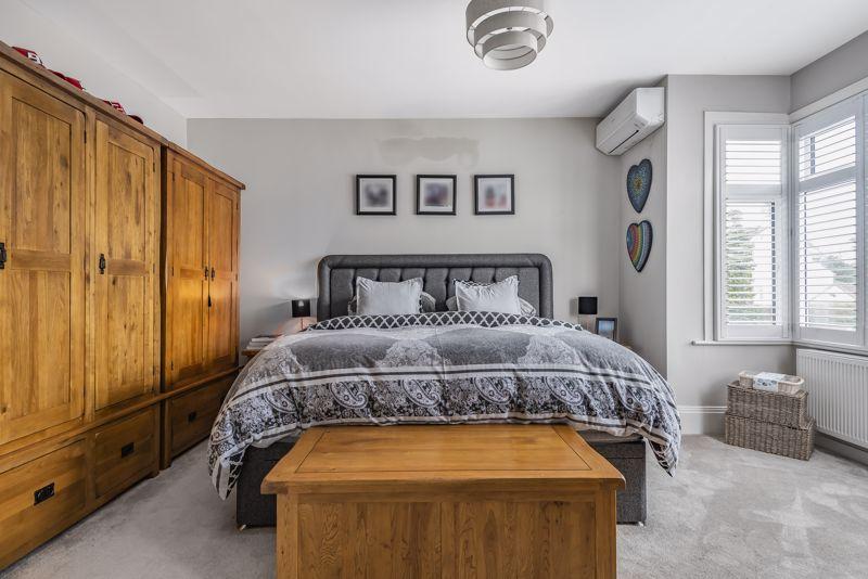 Bedroom 1 alt