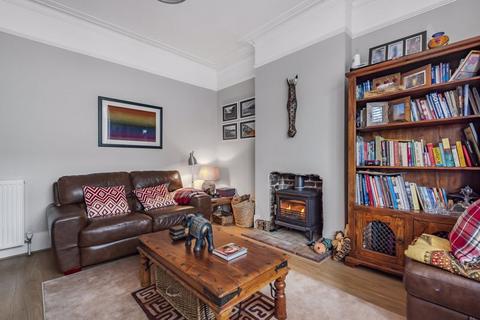 32 Addison Road, Caterham, CR3 5LR