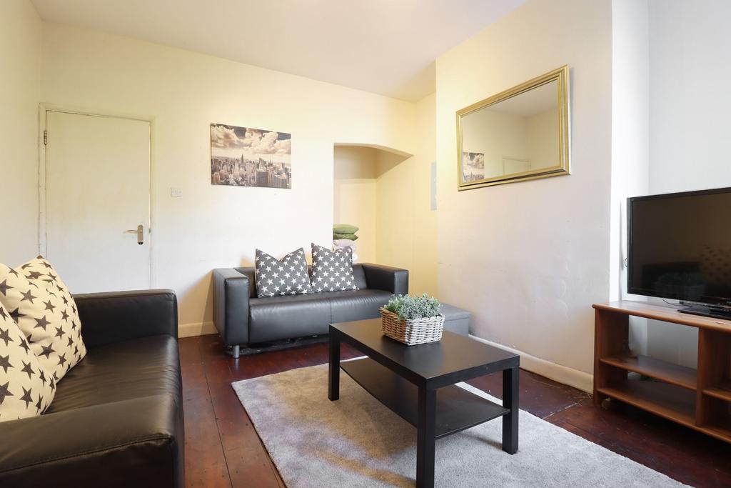 136 Queens Road, City Centre