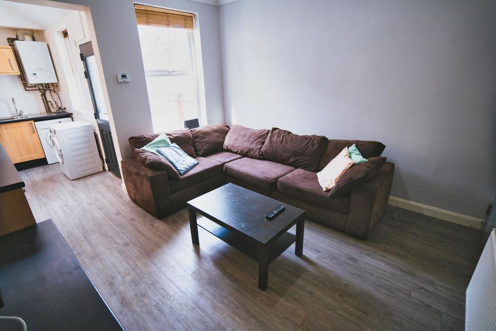 House in Sheffield, Sharrow, South Yorkshire - View 4