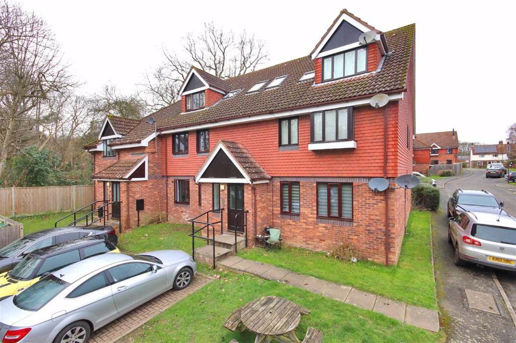 Petteridge Lane, Brenchley, Kent 1 bed flat £150,000