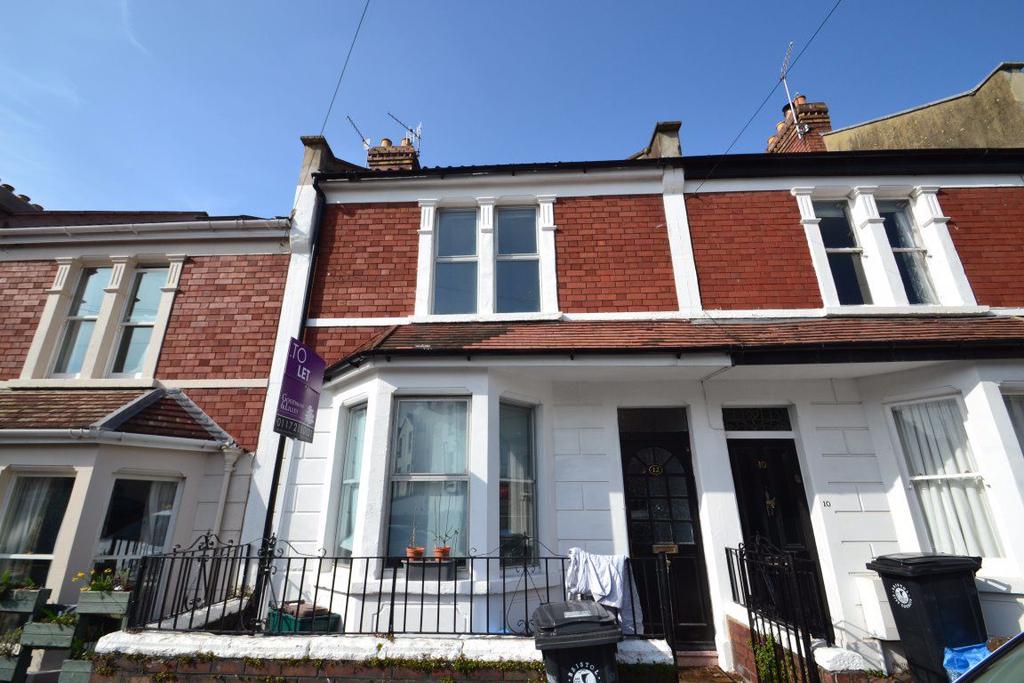 Foxcote Road, Ashton, Bristol 4 bed house £2,400 pcm (£554 pw)