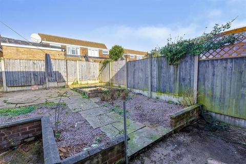 1 Stanway Close, Nottingham, NG3 7HA