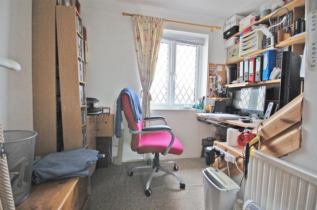 Bedroom3a.jpg