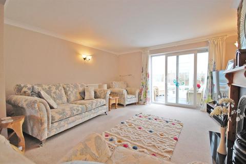 11 New Road, Rayne, Braintree, CM77 6TG