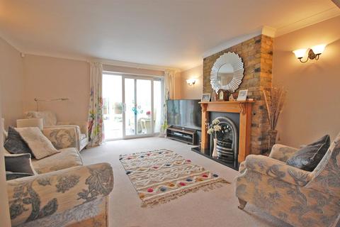 11 New Road, Rayne, Braintree, CM77 6TG