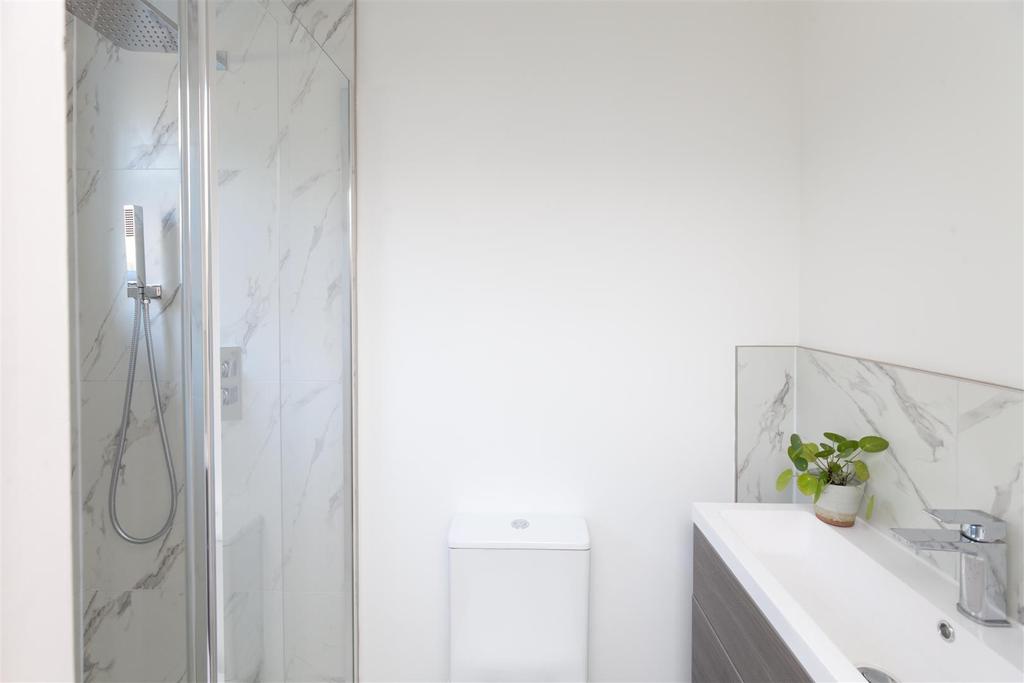 The Old Chapel - Cloakroom.jpg