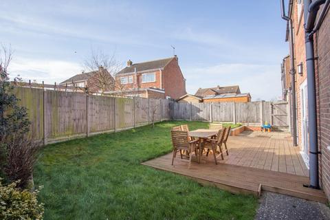 15 Mount Pleasant, Blean, Canterbury, CT2 9EU