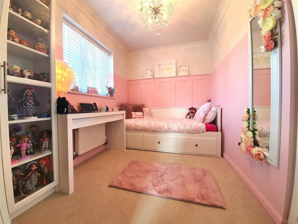 Bed 2.1.jpg