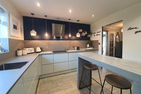 3 Wainwright Gardens, Great Blakenham, Ipswich, IP6 0NN