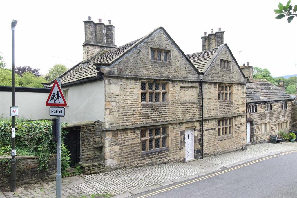 Church Street South, Old Glossop 4 bed end of terrace house £800,000