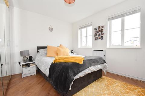 23 Amcotes Place, Chelmsford, CM2 9HZ