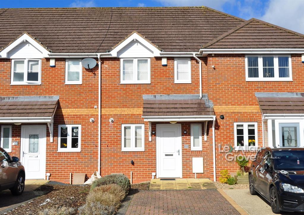 Compton Grove, Halesowen 2 bed terraced house £170,000
