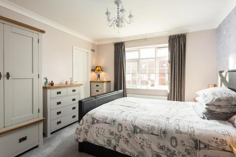 70 Broome Close, Huntington, York, YO32 9RH