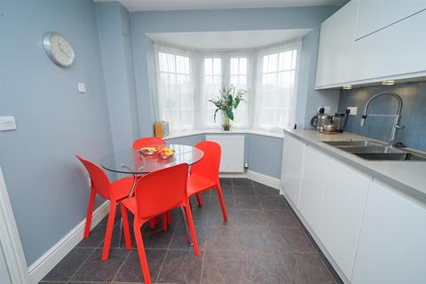 42 Plover Road, Leighton Buzzard, LU7 4AW