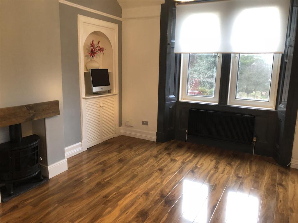 Strathmore Road, Hamilton 1 bed flat £475 pcm (£110 pw)