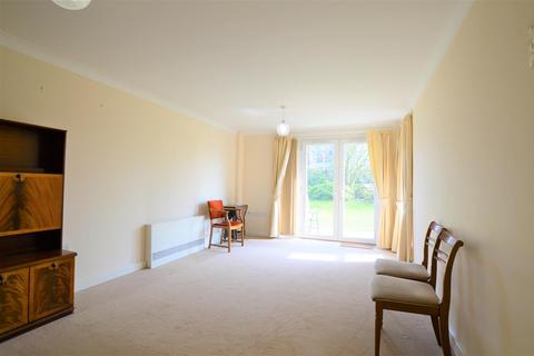 2 bedroom retirement property for sale, The Pines, Forest Close, Slough