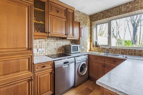 26 Greenacres, Oxted, RH8 0PB