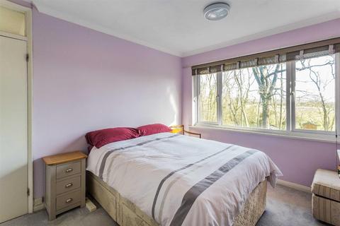 26 Greenacres, Oxted, RH8 0PB