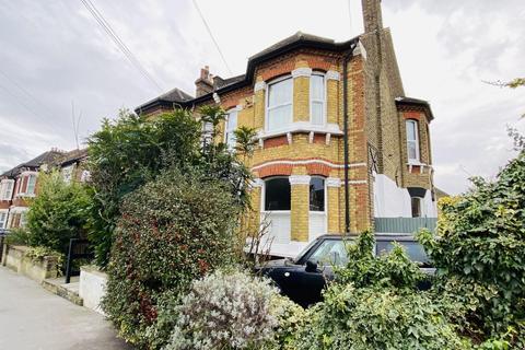 3 bedroom maisonette for sale - Stanger Road, London
