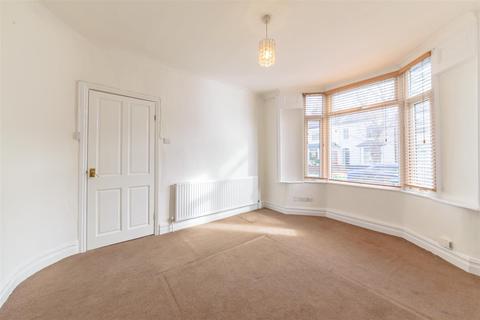 47 West Road, London, E15 3PX